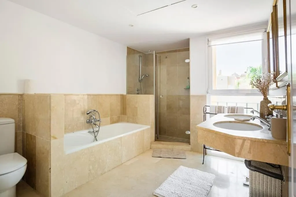 בית נופש Maison Marbella Puerto Banus ספרד